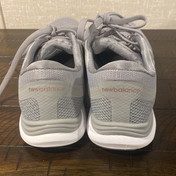 Women’s New Balance Sneakers - Picture 3 of 6